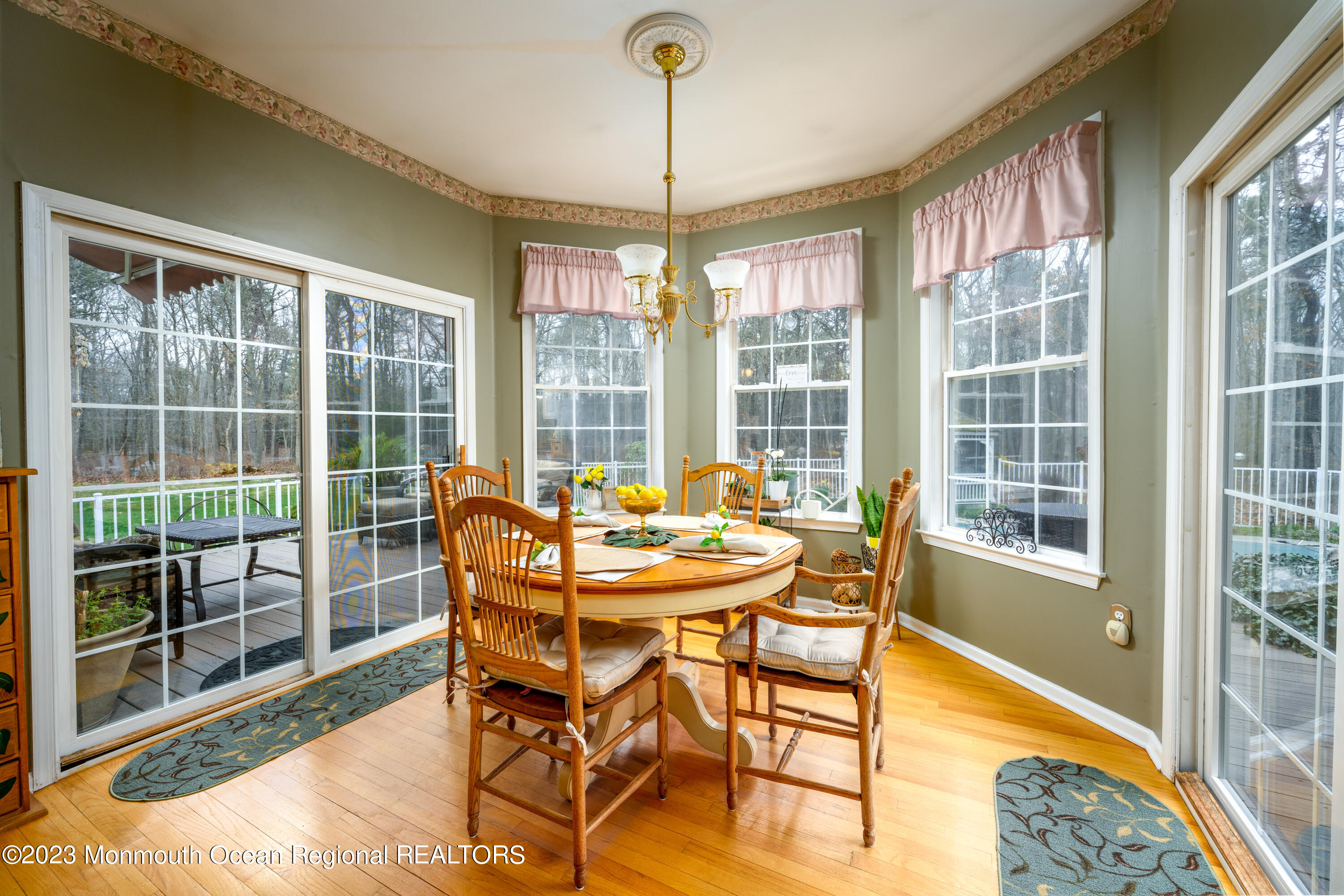 22 Amanda Lane Howell, NJ 07731 - Photo 10 of 53 22_Amanda_Ln-12