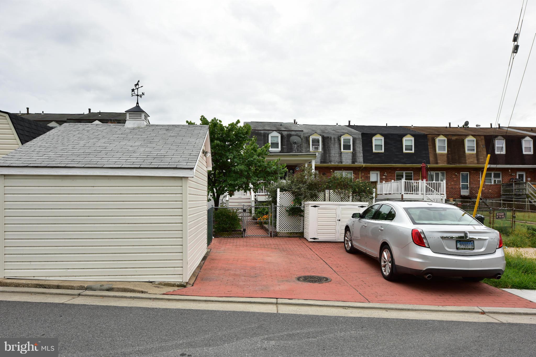 711 Kingston Road Baltimore, MD 21220 - Photo 9 of 22 2 car Parking Pad