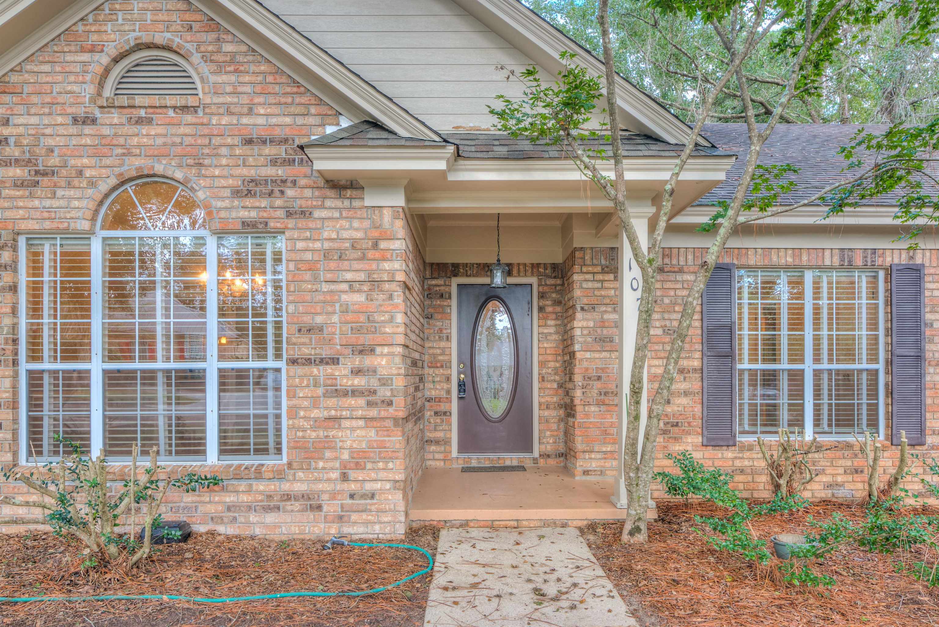 107 Dewitt Circle Daphne, AL 36526 - Photo 3 of 41