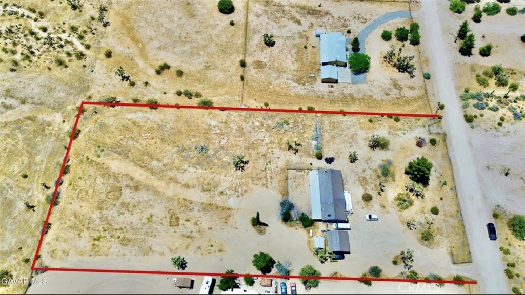 397 Joshua Hills Road Pinon Hills, CA 92372 - Photo 13 of 20