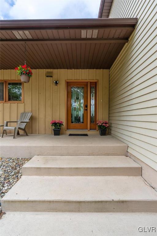 5701 Baumgartner Road Emmaus, PA 18049 - Photo 3 of 32 Gallery Image 3