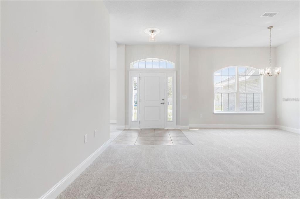 42 Universal Trail Palm Coast, FL 32164 - Photo 3 of 24