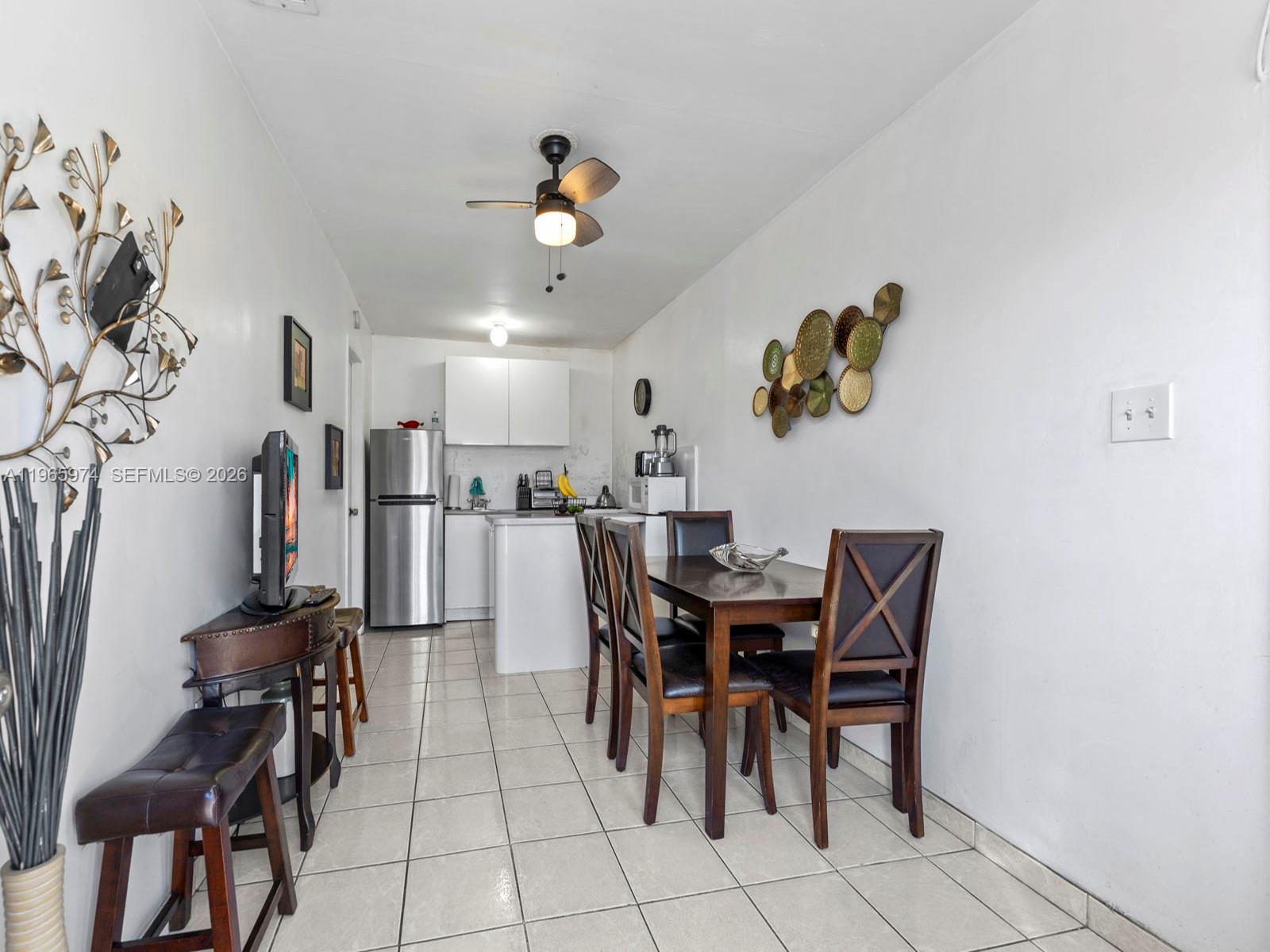 655 West 70 Place Hialeah, FL 33014 - Photo 24 of 40