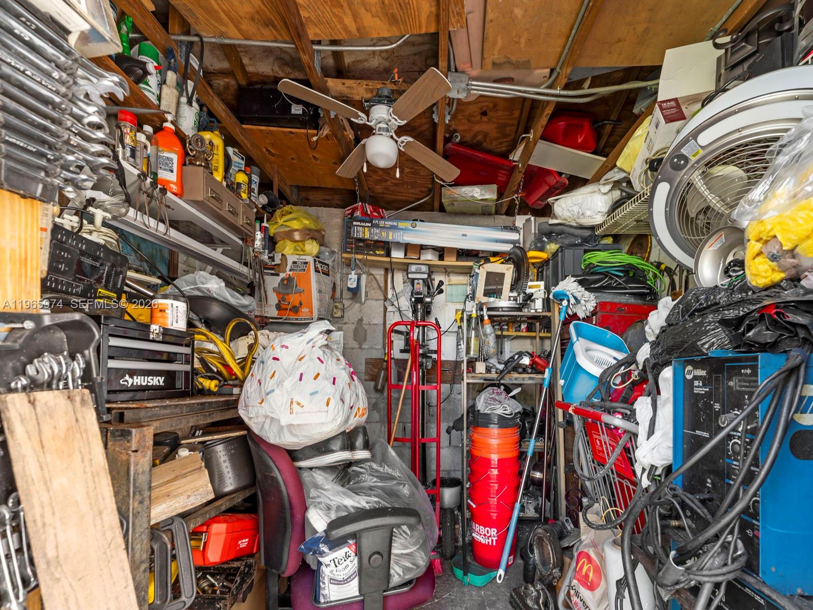 655 West 70 Place Hialeah, FL 33014 - Photo 26 of 40