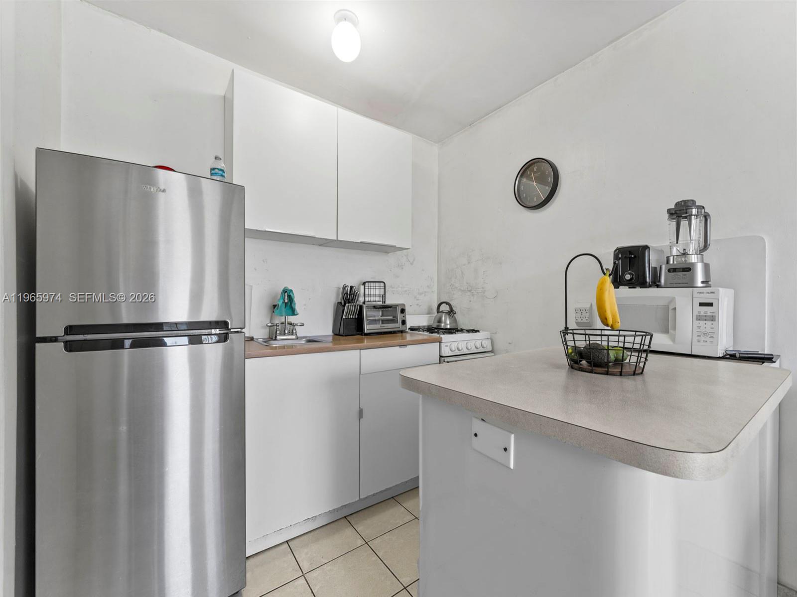 655 West 70 Place Hialeah, FL 33014 - Photo 28 of 40