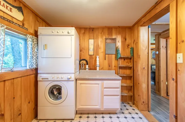 $249,900 | 440 Stone Shore, Glover, VT 05839