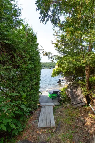 $249,900 | 440 Stone Shore, Glover, VT 05839