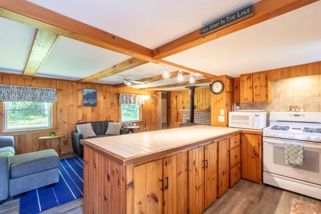 $249,900 | 440 Stone Shore, Glover, VT 05839