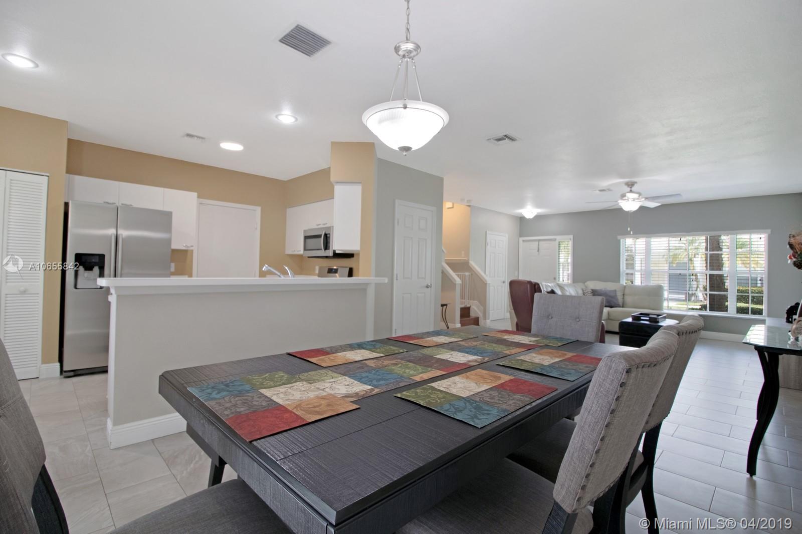 10871 Palm Ridge Lane Tamarac, FL 33321 - Photo 13 of 39 Gallery Image 13