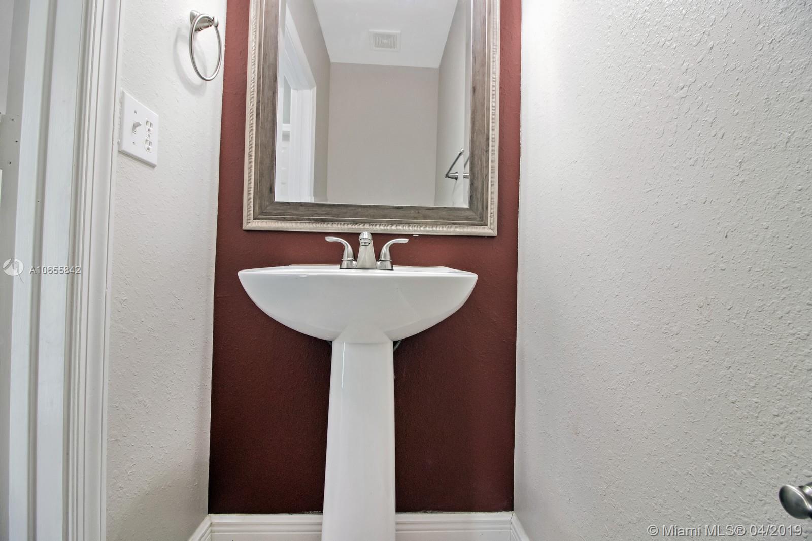 10871 Palm Ridge Lane Tamarac, FL 33321 - Photo 18 of 39 Gallery Image 18