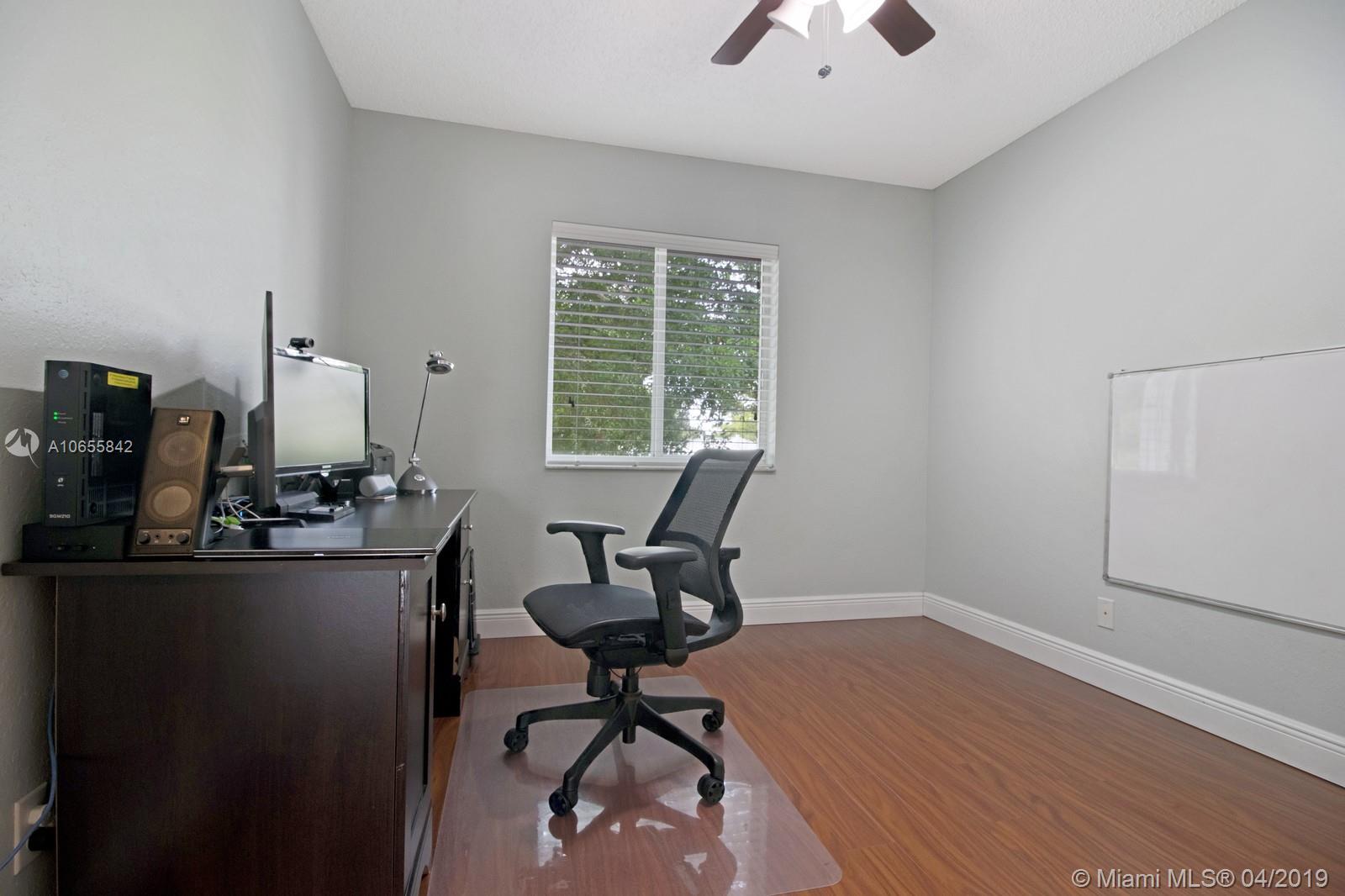 10871 Palm Ridge Lane Tamarac, FL 33321 - Photo 28 of 39 Gallery Image 28