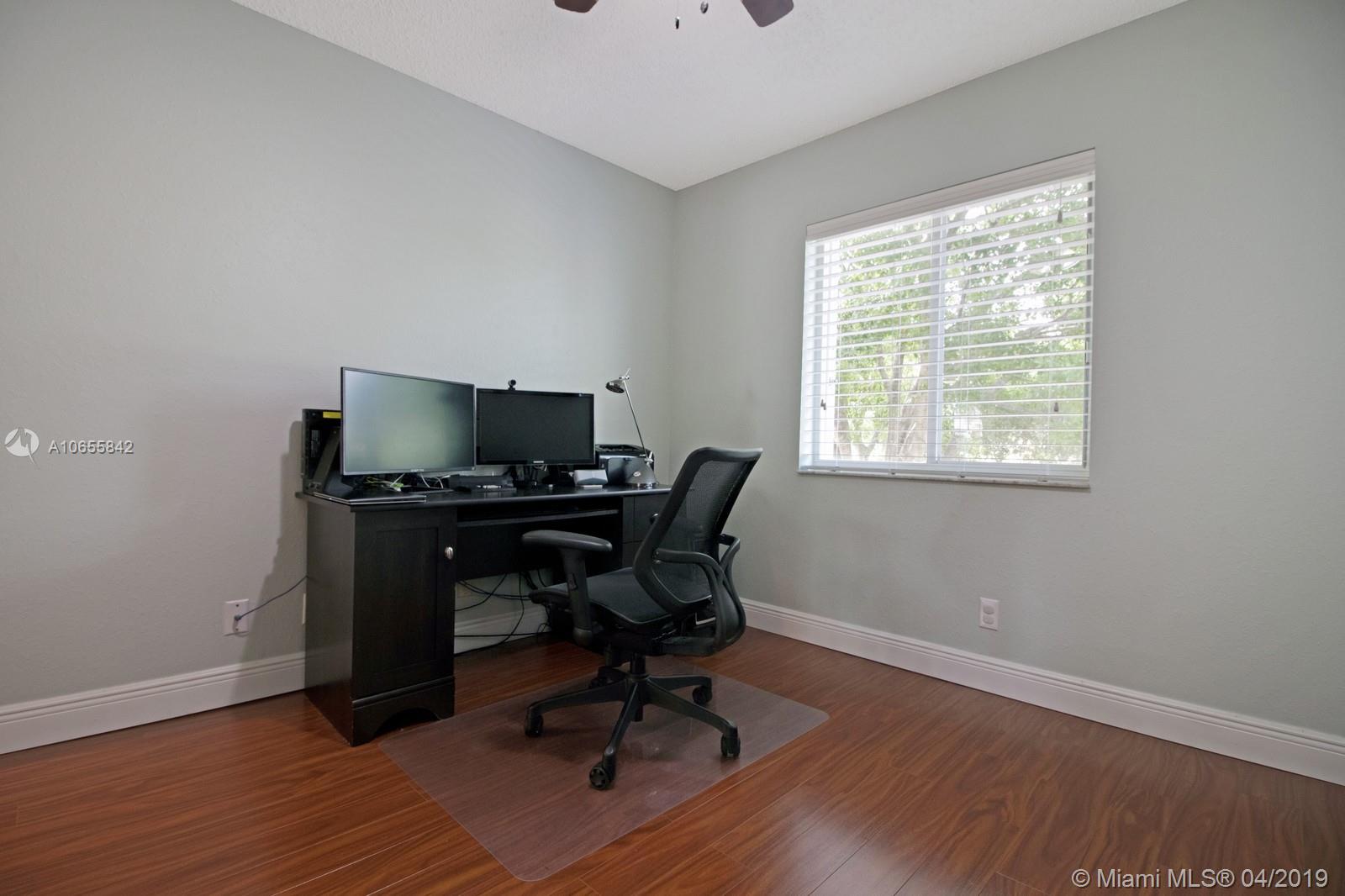 10871 Palm Ridge Lane Tamarac, FL 33321 - Photo 29 of 39 Gallery Image 29