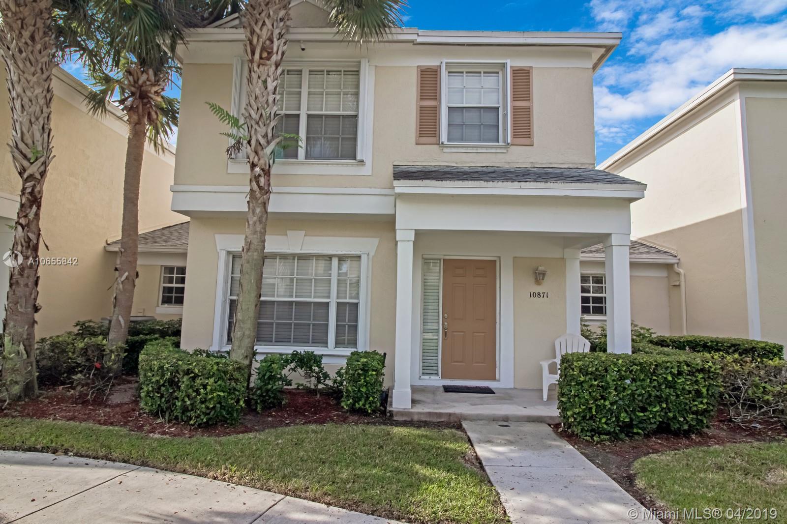 10871 Palm Ridge Lane Tamarac, FL 33321 - Photo 4 of 39 Gallery Image 4