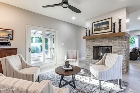 $925,000 | 9618 North 35th Place, Phoenix, AZ 85028