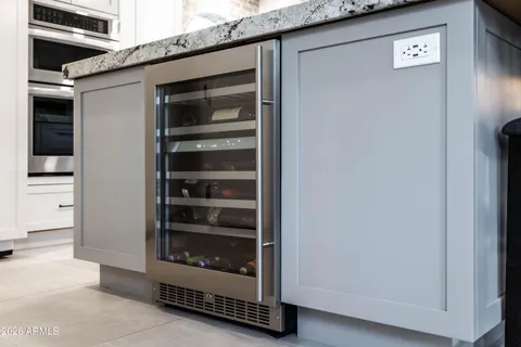 $925,000 | 9618 North 35th Place, Phoenix, AZ 85028