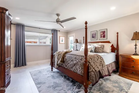 $925,000 | 9618 North 35th Place, Phoenix, AZ 85028