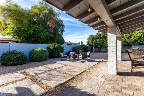 $925,000 | 9618 North 35th Place, Phoenix, AZ 85028