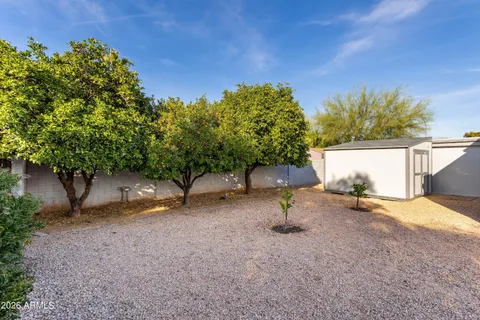 $925,000 | 9618 North 35th Place, Phoenix, AZ 85028