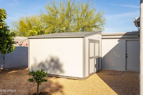 $925,000 | 9618 North 35th Place, Phoenix, AZ 85028