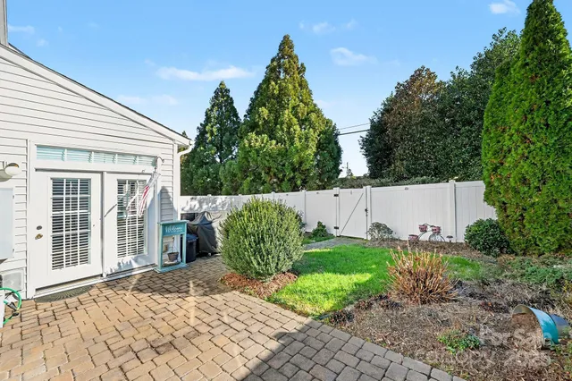 $359,000 | 12069 Windy Rock Way, Charlotte, NC 28273