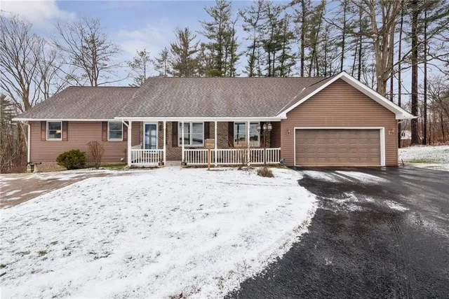 $420,000 | 110 Westview Drive, Ligonier, PA 15658