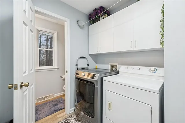 $420,000 | 110 Westview Drive, Ligonier, PA 15658