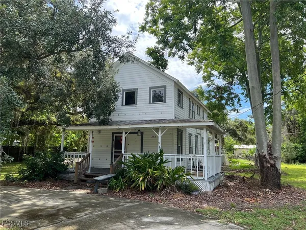 $160,000 | 253 South Cypress Street, LaBelle, FL 33935
