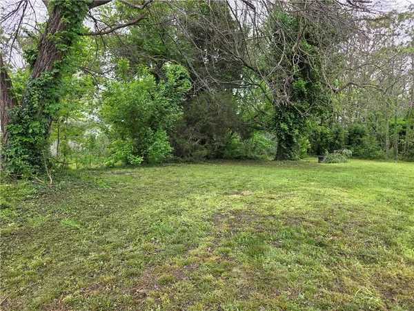 $9,900 | 519 North Commercial Street, Nevada, MO 64772