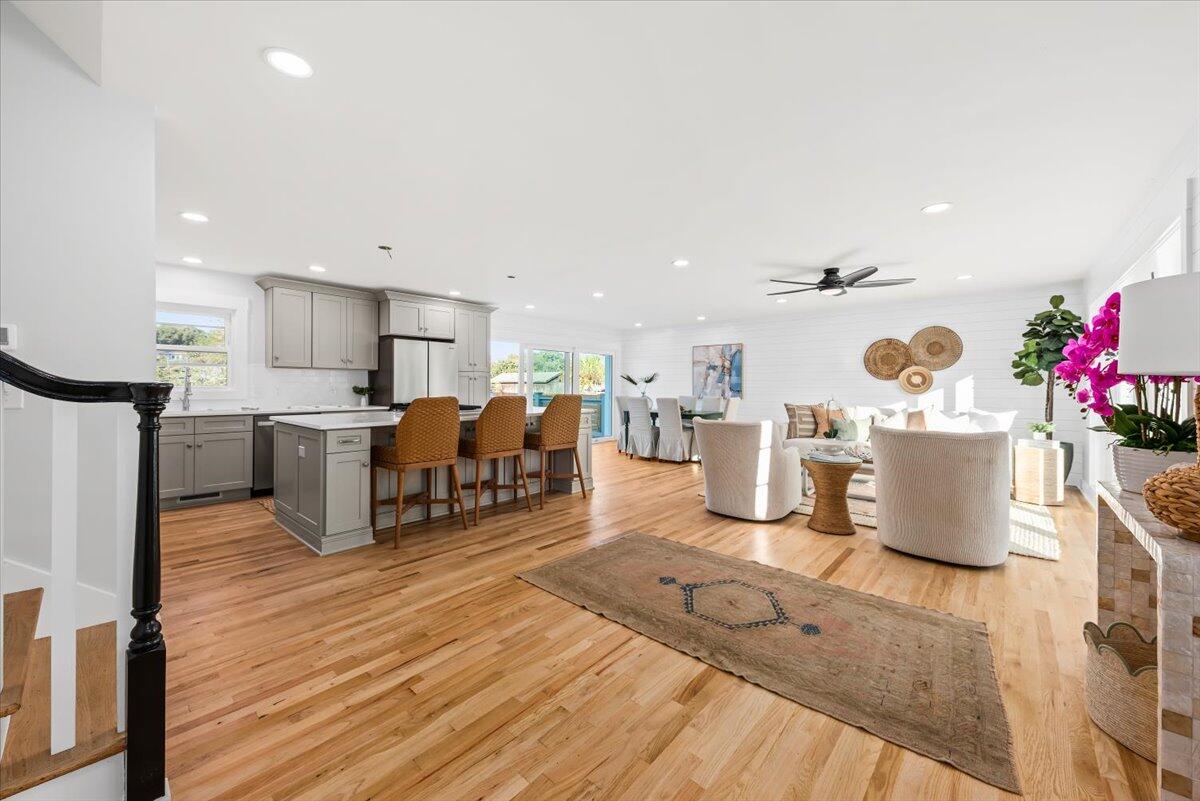 1894 Capri Drive Charleston, SC 29407 - Photo 3 of 71 27-DKM5787