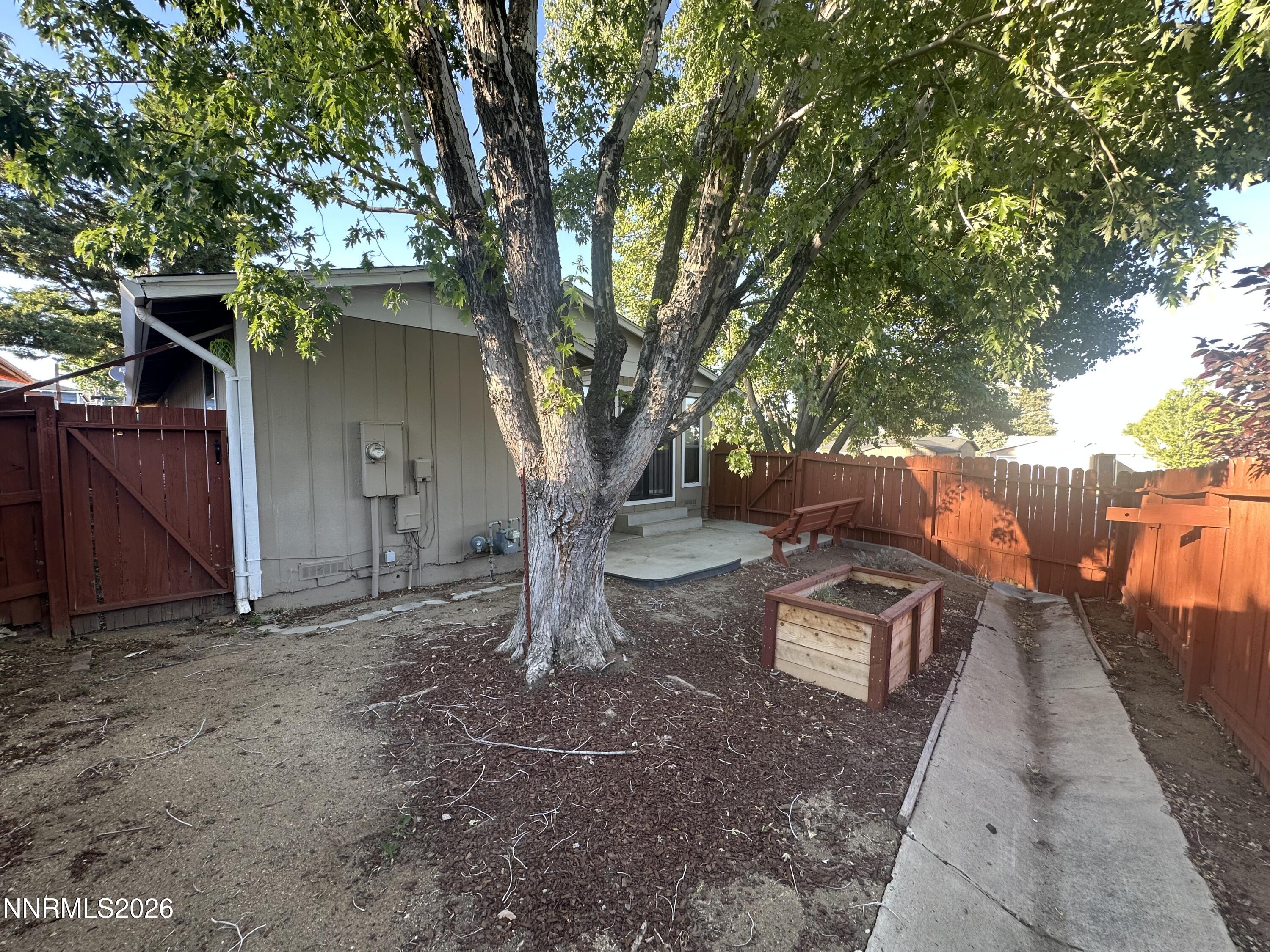 1500 Ellendale Court Reno, NV 89503 - Photo 24 of 25 backyard