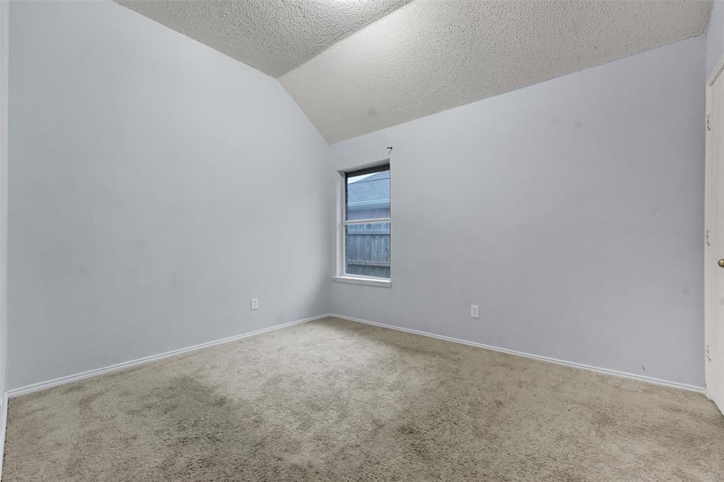 4507 Stones River Road Grand Prairie, TX 75052 - Photo 9 of 28 a view of room