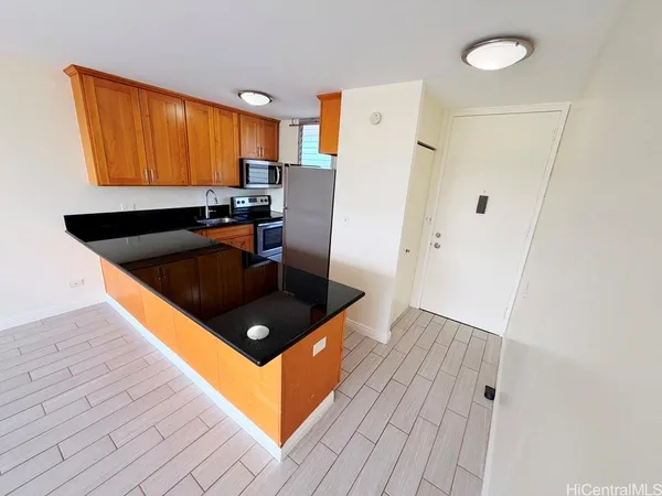 $2,700 | 3030 Ala Ilima Street, Unit 606, Honolulu, HI 96818