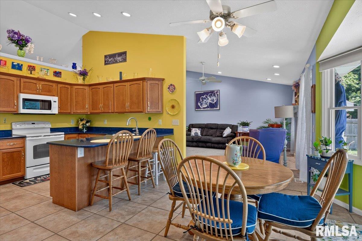 3904 Huxley Drive Springfield, IL 62711 - Photo 17 of 49