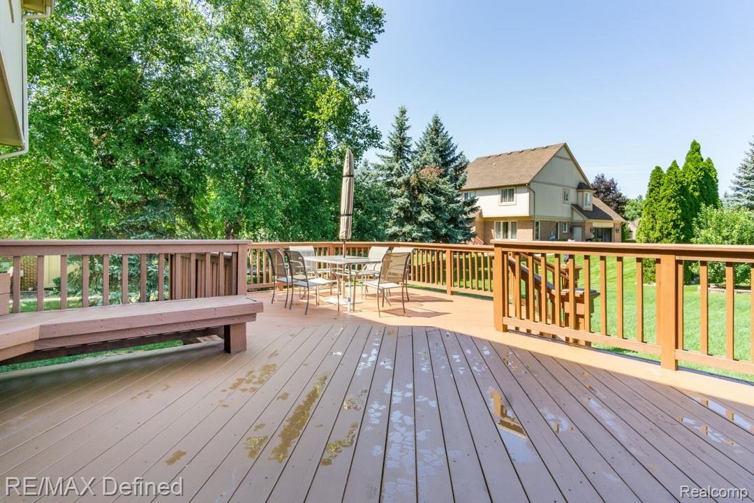 1158 Brunswick Rochester, MI 48309 - Photo 45 of 47 1158-Brunswick-45.jpg