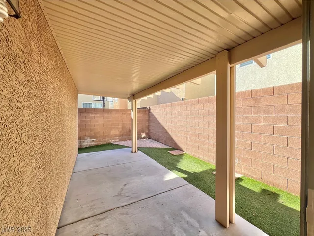 $1,850 | 11601 Giles Street, Las Vegas, NV 89183
