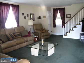 323 Russell Street Ridley Park, PA 19078 - Photo 2 of 12 Gallery Image 2