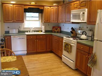 323 Russell Street Ridley Park, PA 19078 - Photo 7 of 12 Gallery Image 7