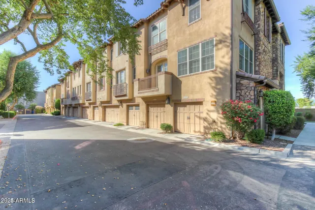 $495,000 | 2482 East Roma Avenue, Phoenix, AZ 85016