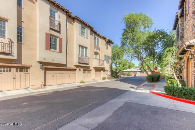 $495,000 | 2482 East Roma Avenue, Phoenix, AZ 85016