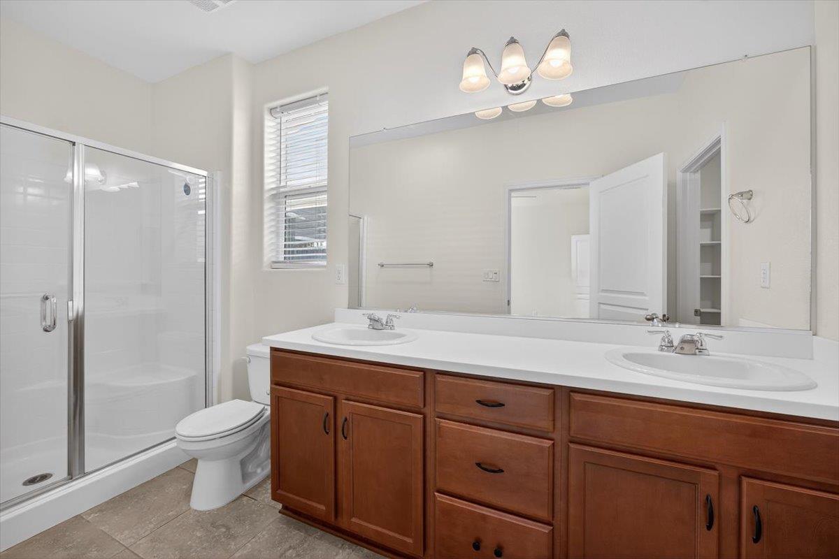 118 Peerless Street Madera, CA 93638 - Photo 17 of 35