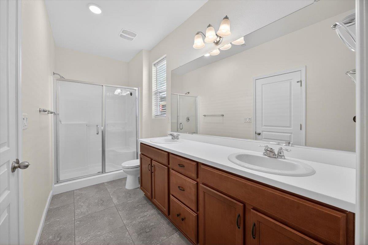 118 Peerless Street Madera, CA 93638 - Photo 20 of 35