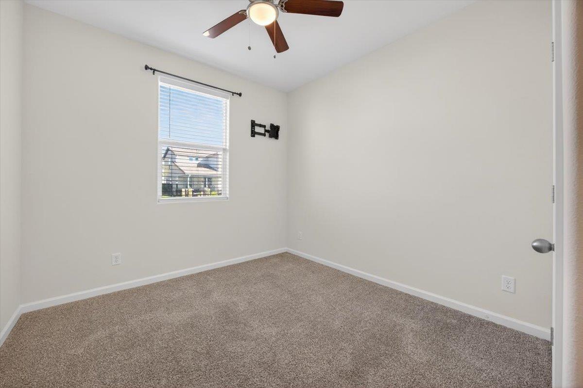 118 Peerless Street Madera, CA 93638 - Photo 25 of 35