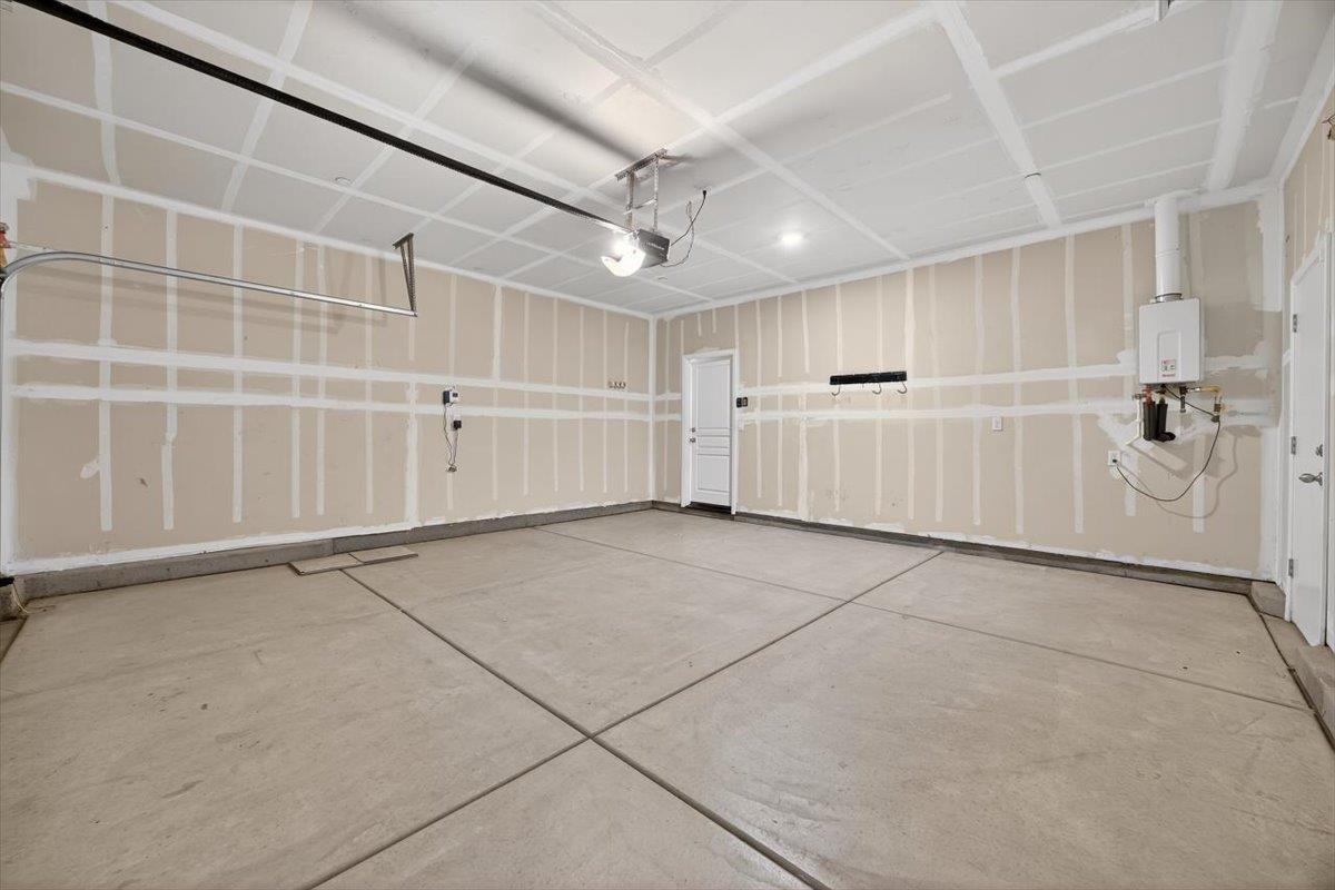 118 Peerless Street Madera, CA 93638 - Photo 27 of 35