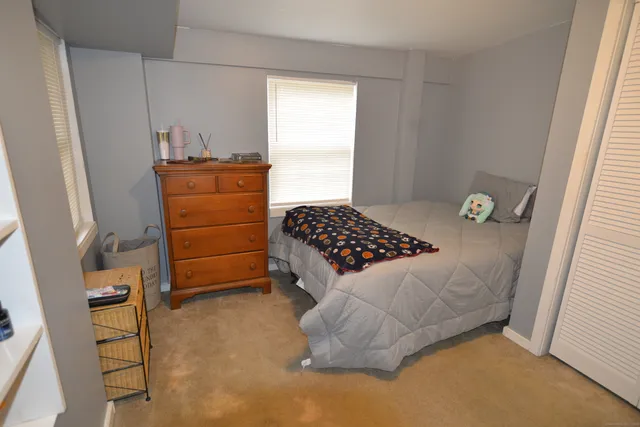 $399,000 | 69 Engleside Terrace, Newtown, CT 06482