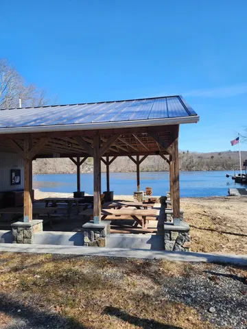 $399,000 | 69 Engleside Terrace, Newtown, CT 06482