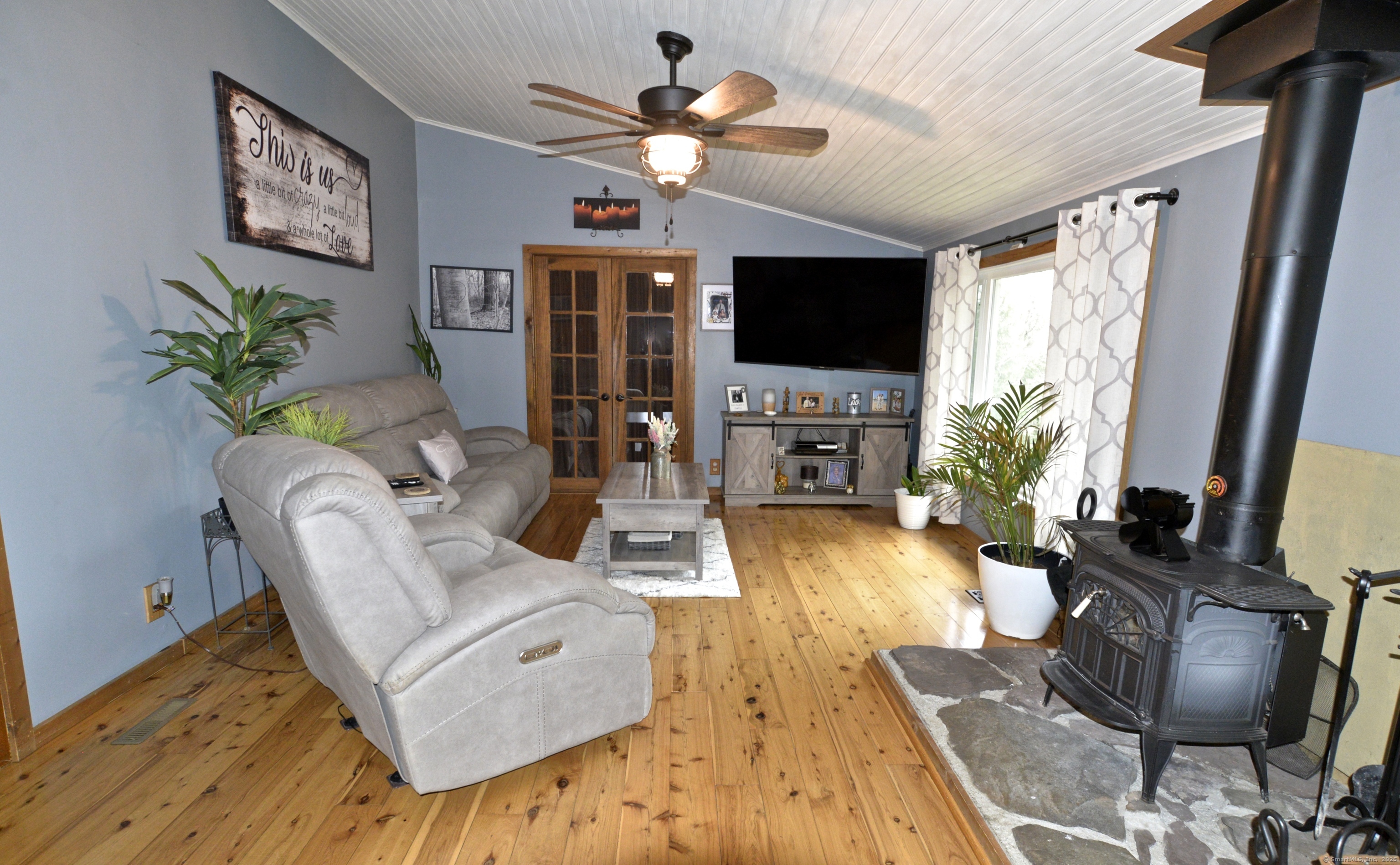 69 Engleside Terrace Newtown, CT 06482 - Photo 10 of 35