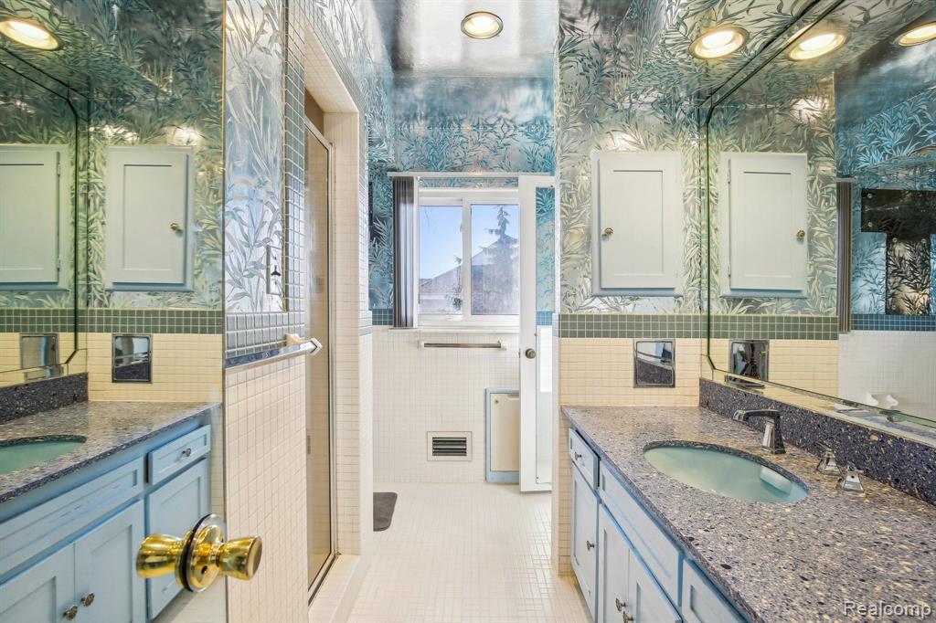 17417 Westover Road Southfield, MI 48075 - Photo 22 of 45 Gallery Image 22
