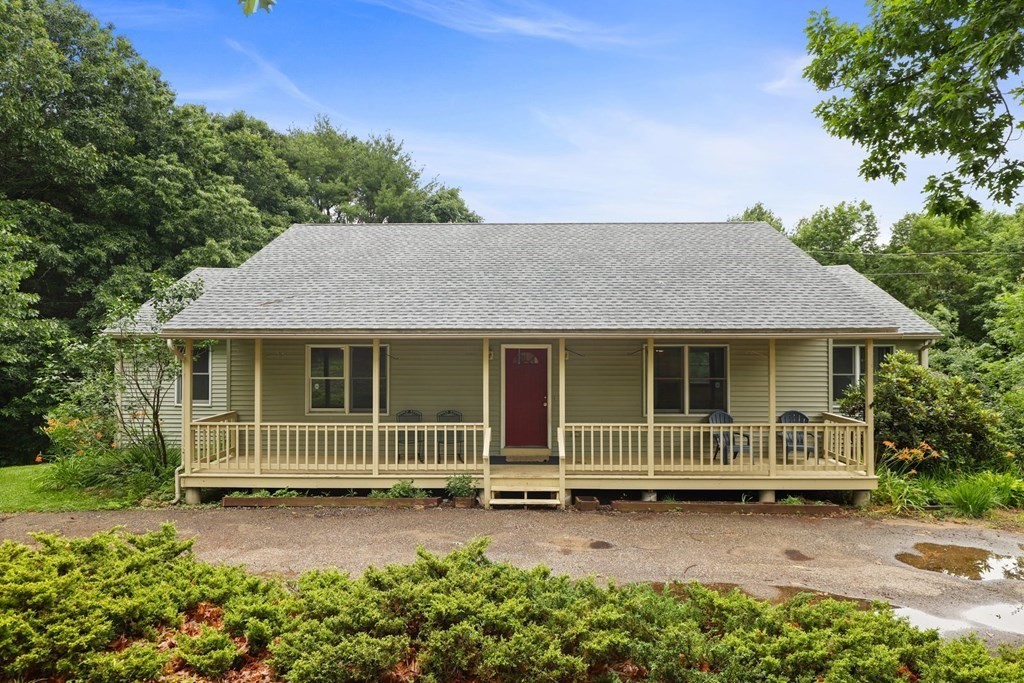 52 Hastings Road Spencer, MA 01562 - Photo 1 of 34 Gallery Image 1
