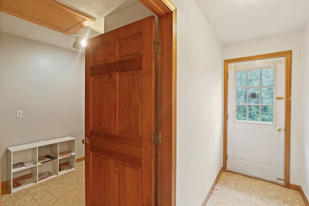 52 Hastings Road Spencer, MA 01562 - Photo 19 of 34 Gallery Image 19