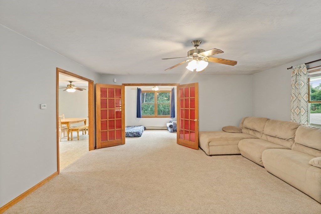 52 Hastings Road Spencer, MA 01562 - Photo 3 of 34 Gallery Image 3